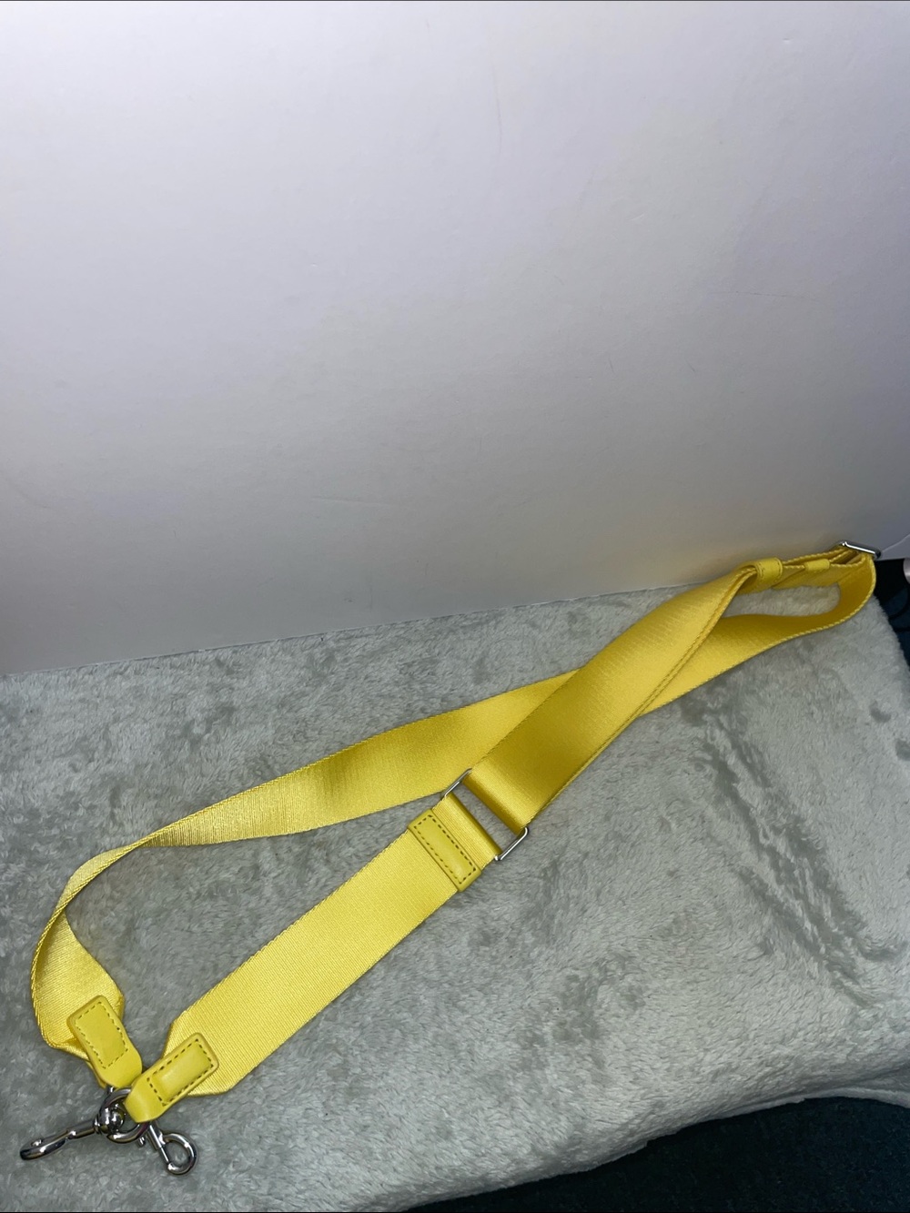 Marc Jacobs Medium ‘The Terry’ Tote Bag - Picture 11 of 17
